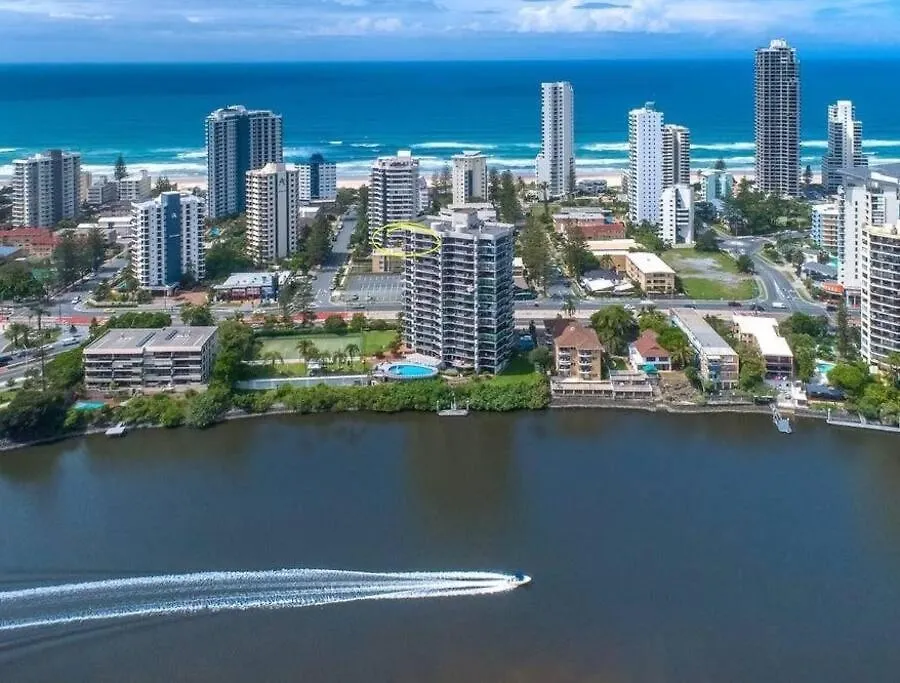 Absolute Riverfront 2Br Apt, Views From Every Room Gold Coast 0*,