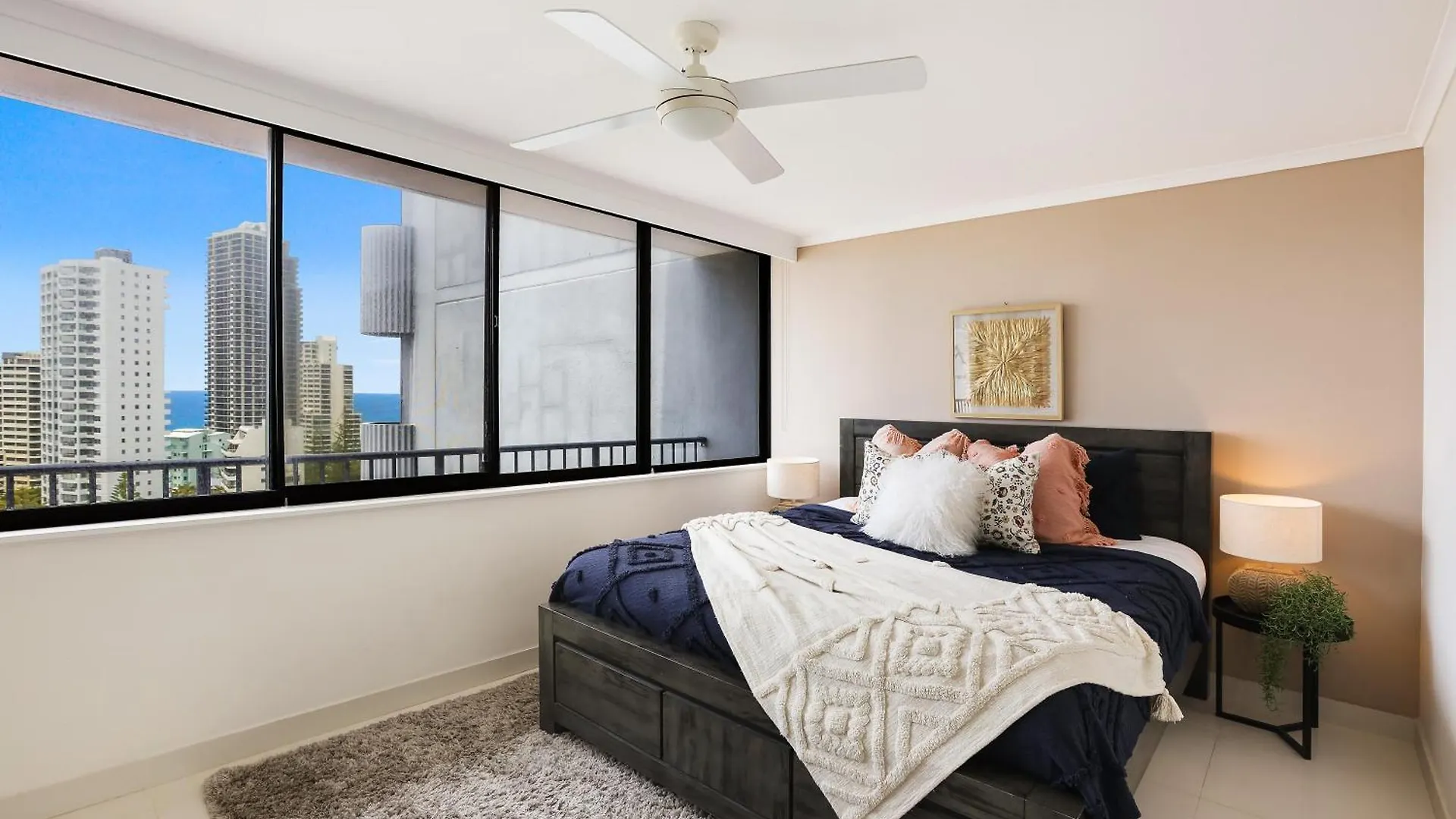 Absolute Riverfront 2Br Apt, Views From Every Room Gold Coast